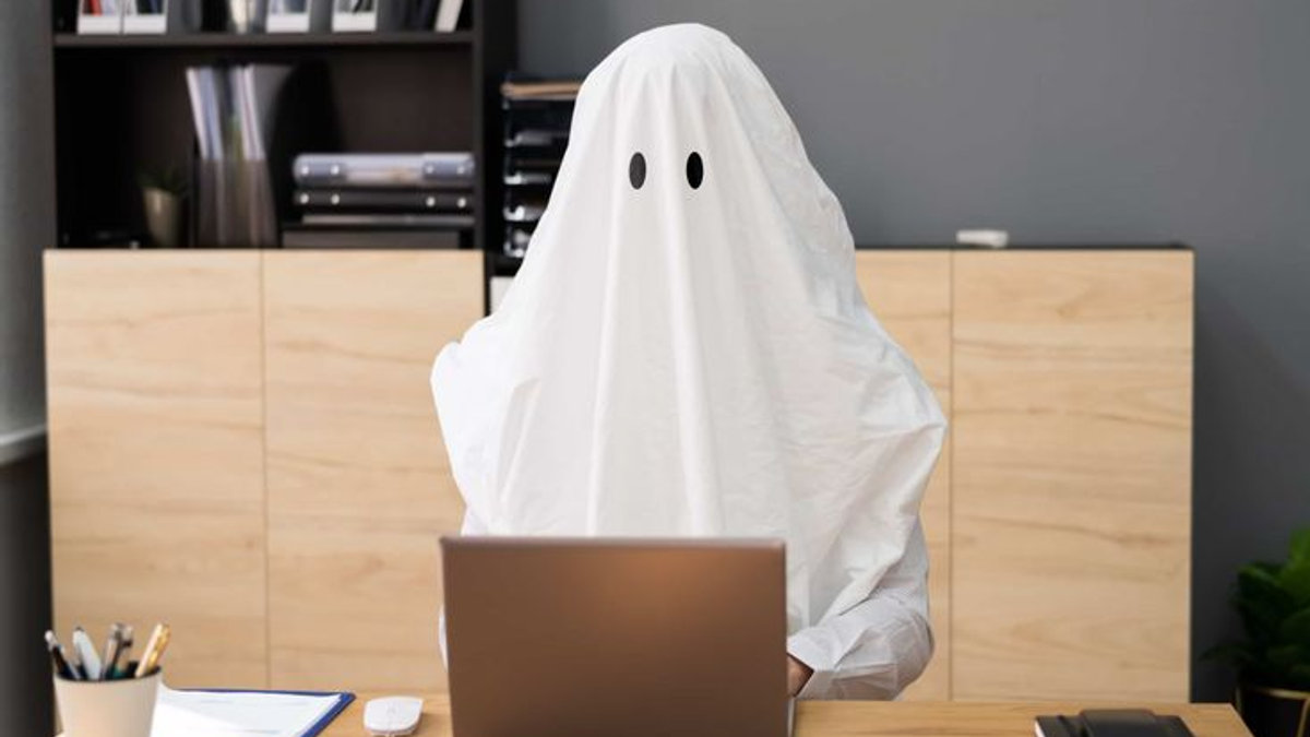 11 Essential Questions To Ask When Hiring a Ghostwriter